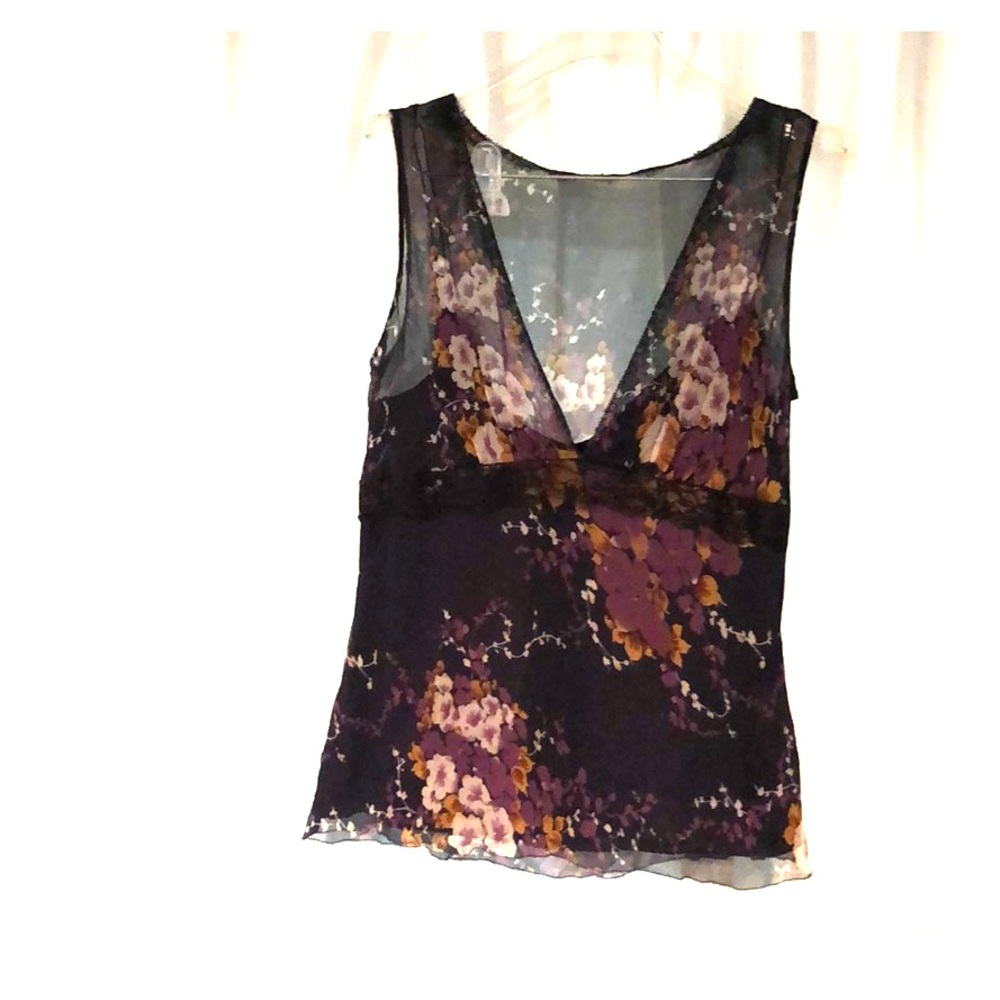 Like new silk Elie Tahari sleeveless blouse